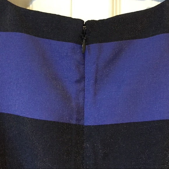 Banana Republic Tank Shell Blue Black Stripe Size 0 - Picture 4 of 6